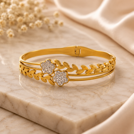 Cross Leaf Kada