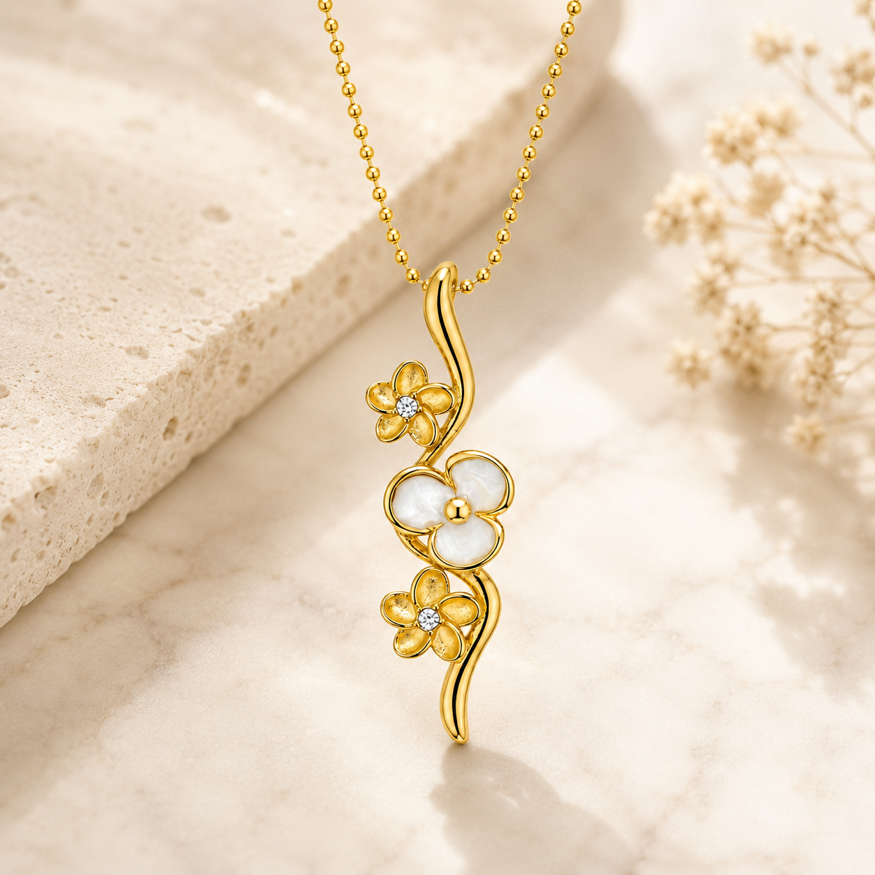 Maison Elegance Pendant