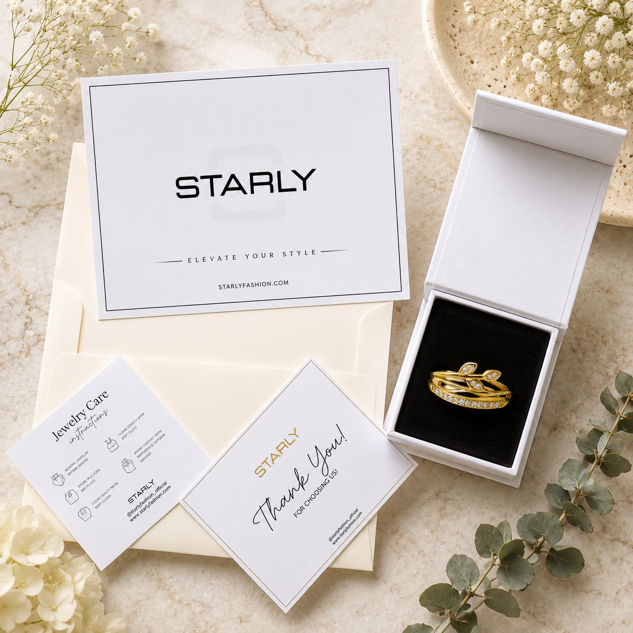 Lunaria Ring