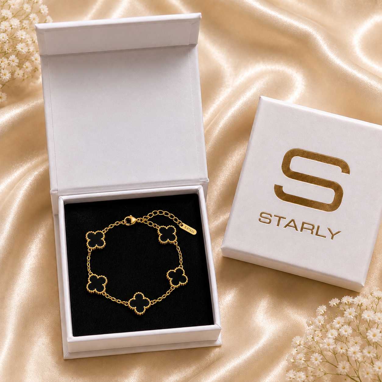Noir Clover Bracelet