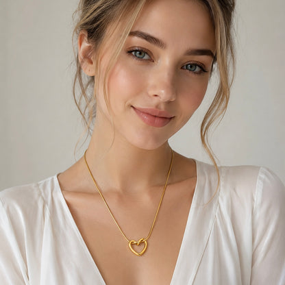 Eternal Amour Link Necklace